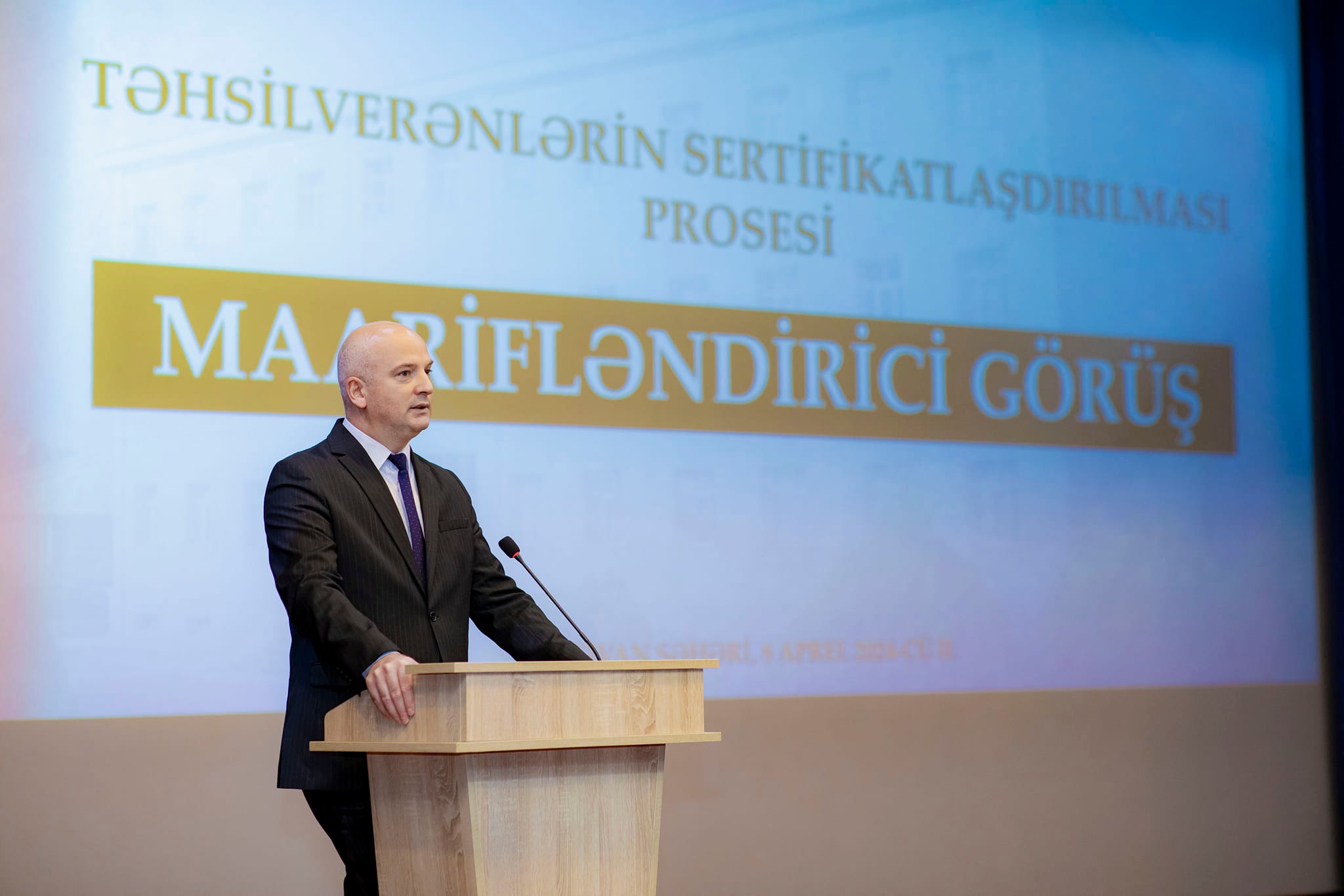 Naxçıvanda sertifikatlaşdırma imtahanlarında iştirak edəcək müəllimlərlə maarifləndirici görüş keçirilib